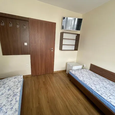 Anna Aparthotel